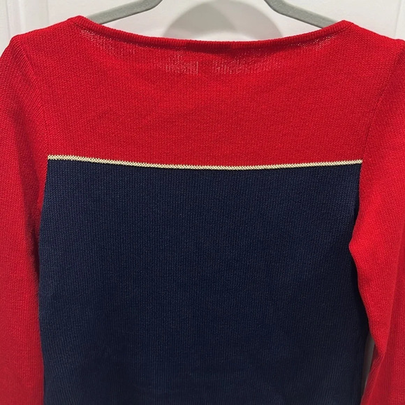 St. John Vintage Knit Red and Navy Nautical Logo Long Sleeve Top Sz Small Petite - Picture 7 of 8